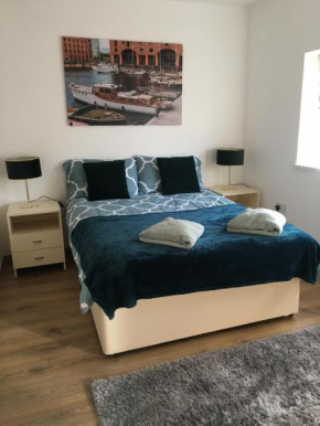 Modern 1 bedroom flat perfect for match or city break